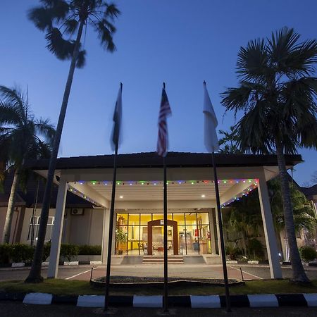 Hotel Seri Malaysia Rompin Куала Ромпин Екстериор снимка