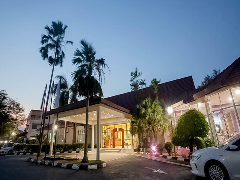 Hotel Seri Malaysia Rompin Куала Ромпин Екстериор снимка