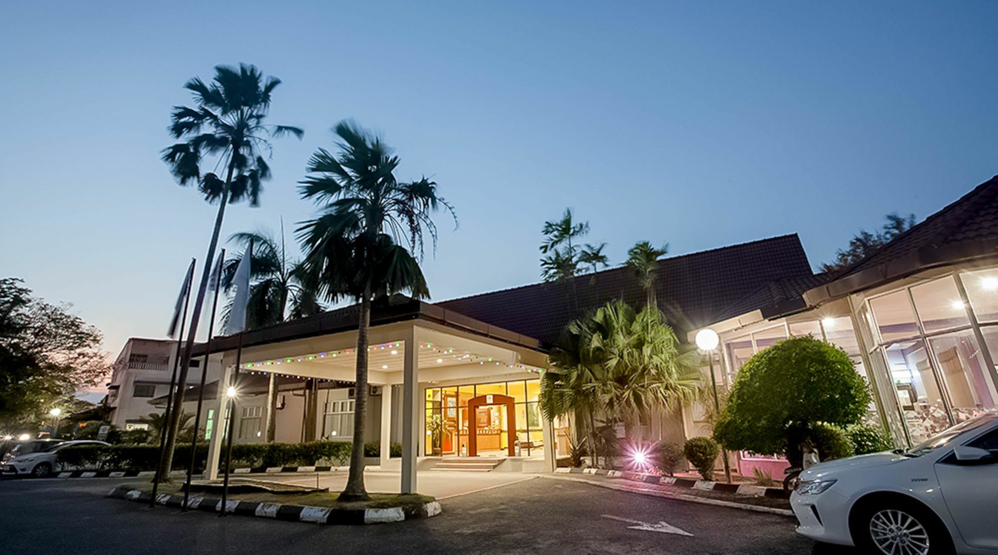 Hotel Seri Malaysia Rompin Куала Ромпин Екстериор снимка