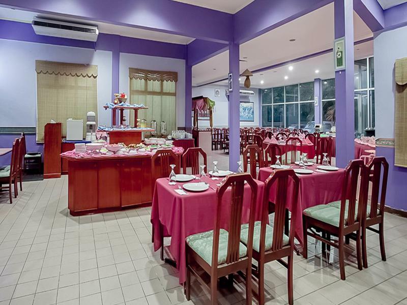 Hotel Seri Malaysia Rompin Куала Ромпин Екстериор снимка